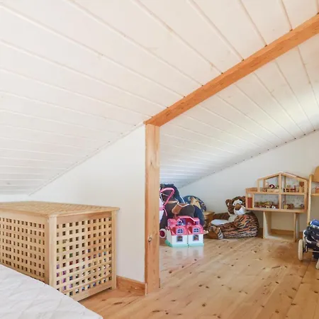 Three-bedroom Holiday In Nykobing Sj Højby