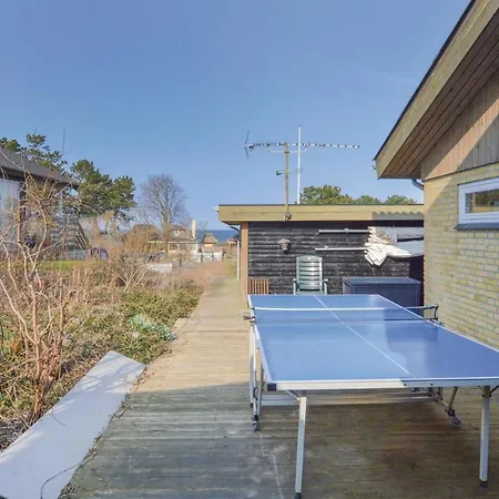 Three-bedroom Holiday In Nykobing Sj * Højby